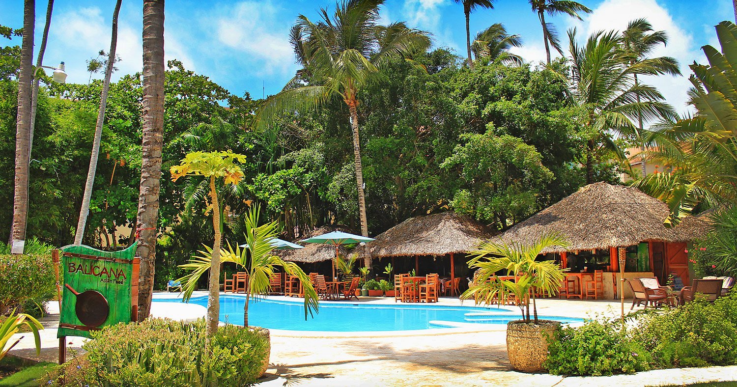 Los Corales Beach Village